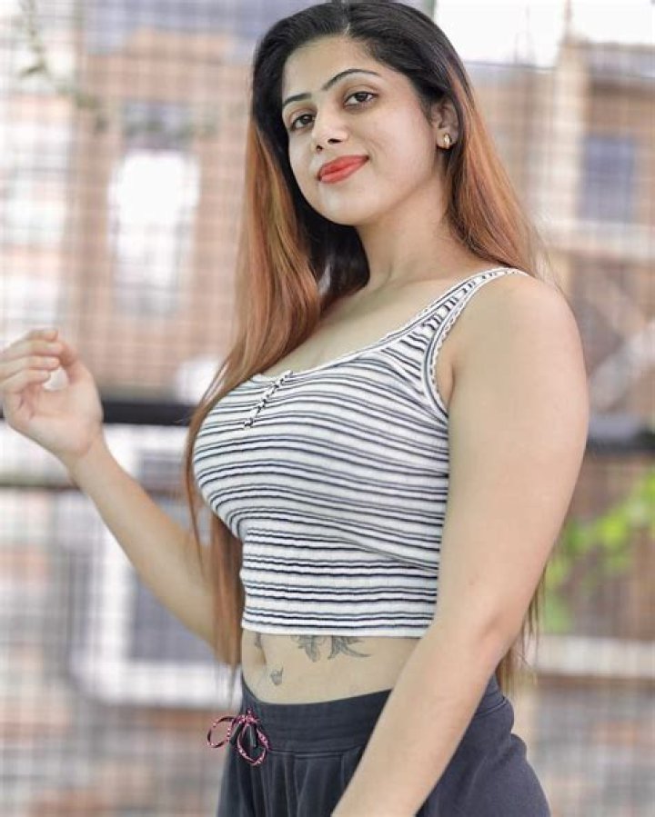 Aditi Mistry Nude Live