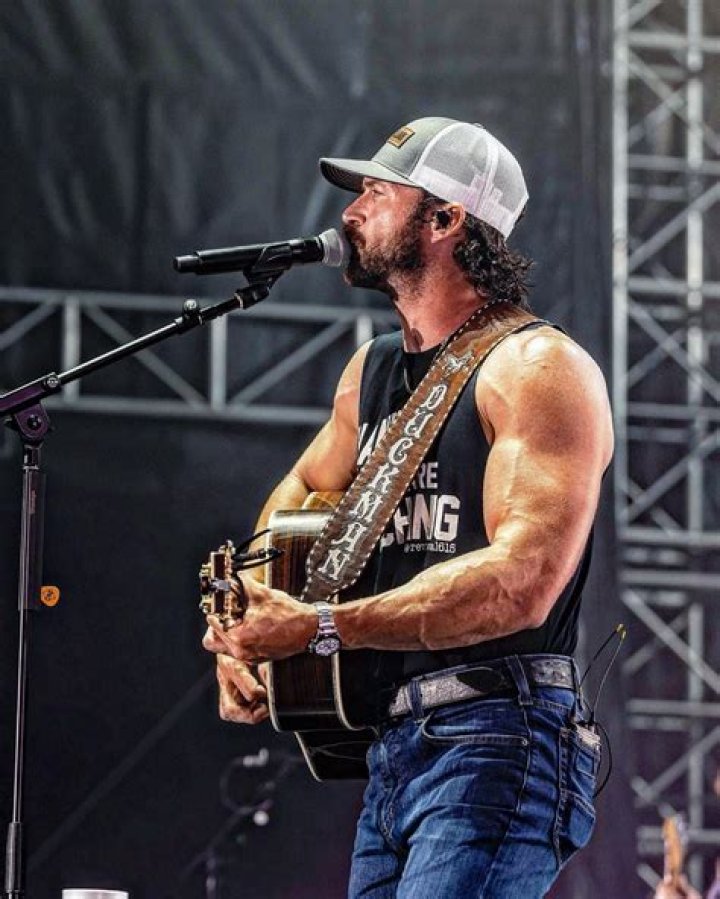 Is Riley Green Republican