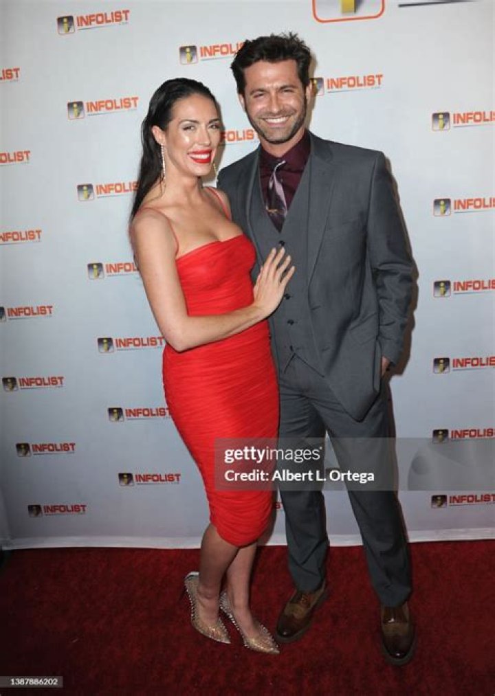 Jonathan Stoddard Wife