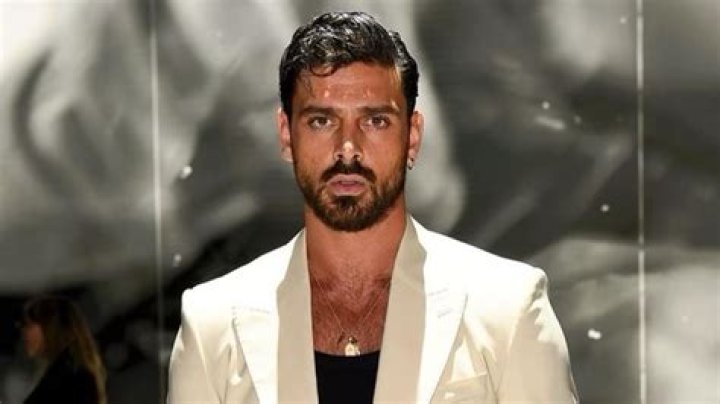 Michele Morrone Illuminati