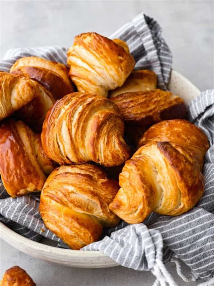 Unlocking the Magic of Varalkand: Your Path to Irresistible Homemade Croissants