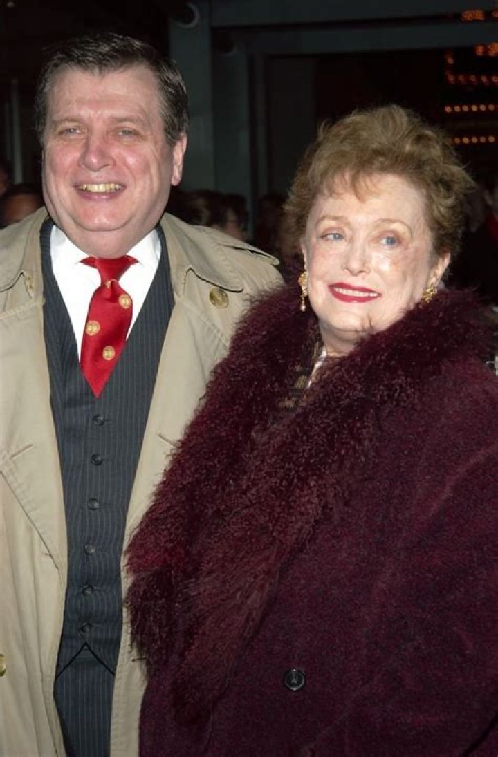 Unpacking Rue McClanahan's Spouses: A Look at Her Six Marriages