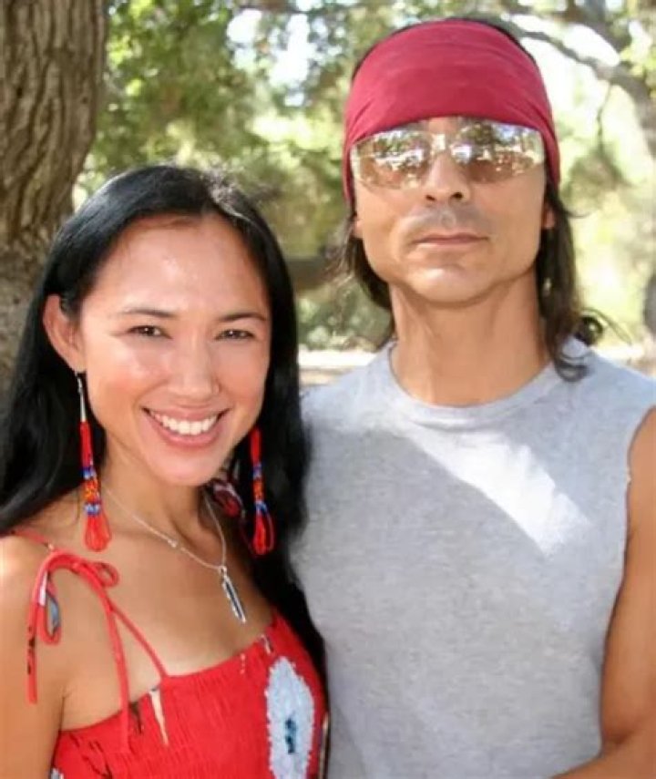 Zahn Mcclarnon Wife
